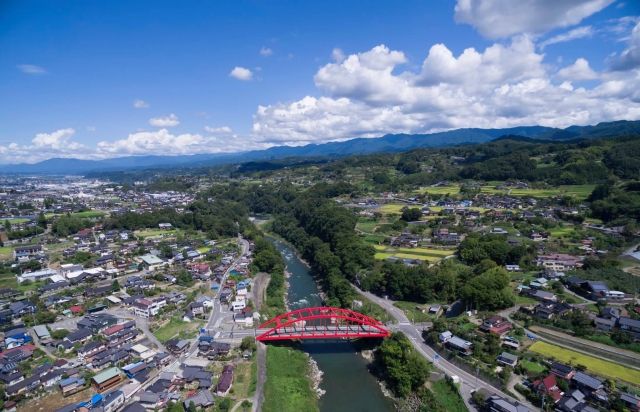 天竜川と町並み